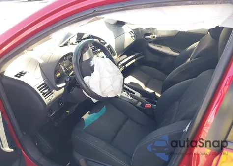 2013 Toyota Corolla S z USA, uszkodzony, nr VIN 5YFBU4EE8DP075551